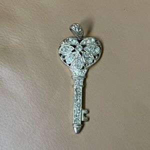 Key necklace pendant